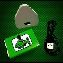Load image into Gallery viewer, 96 L.E.D Video Light Battery Package. - FiSH i UK