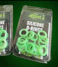Load image into Gallery viewer, Glow In The Dark O-Rings. (10 per pack) - FiSH i UK