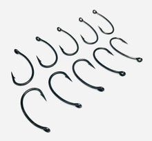 Load image into Gallery viewer, Curve shank carp hooks - FiSH i 