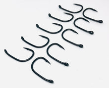 Load image into Gallery viewer, Wide Gape Beaked Point Carp Hooks - FiSH i 